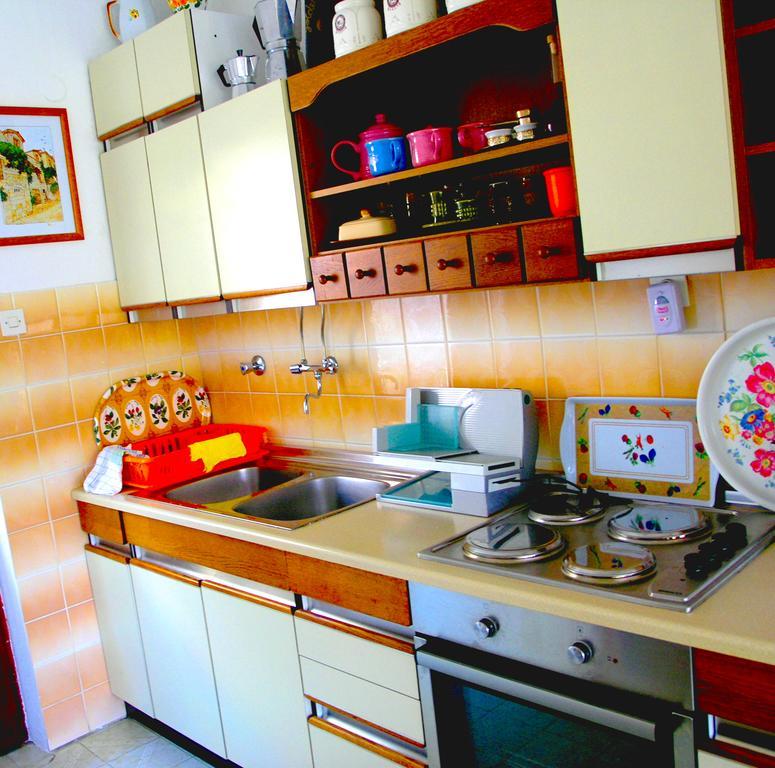 House Rozi 호텔 Palit 외부 사진